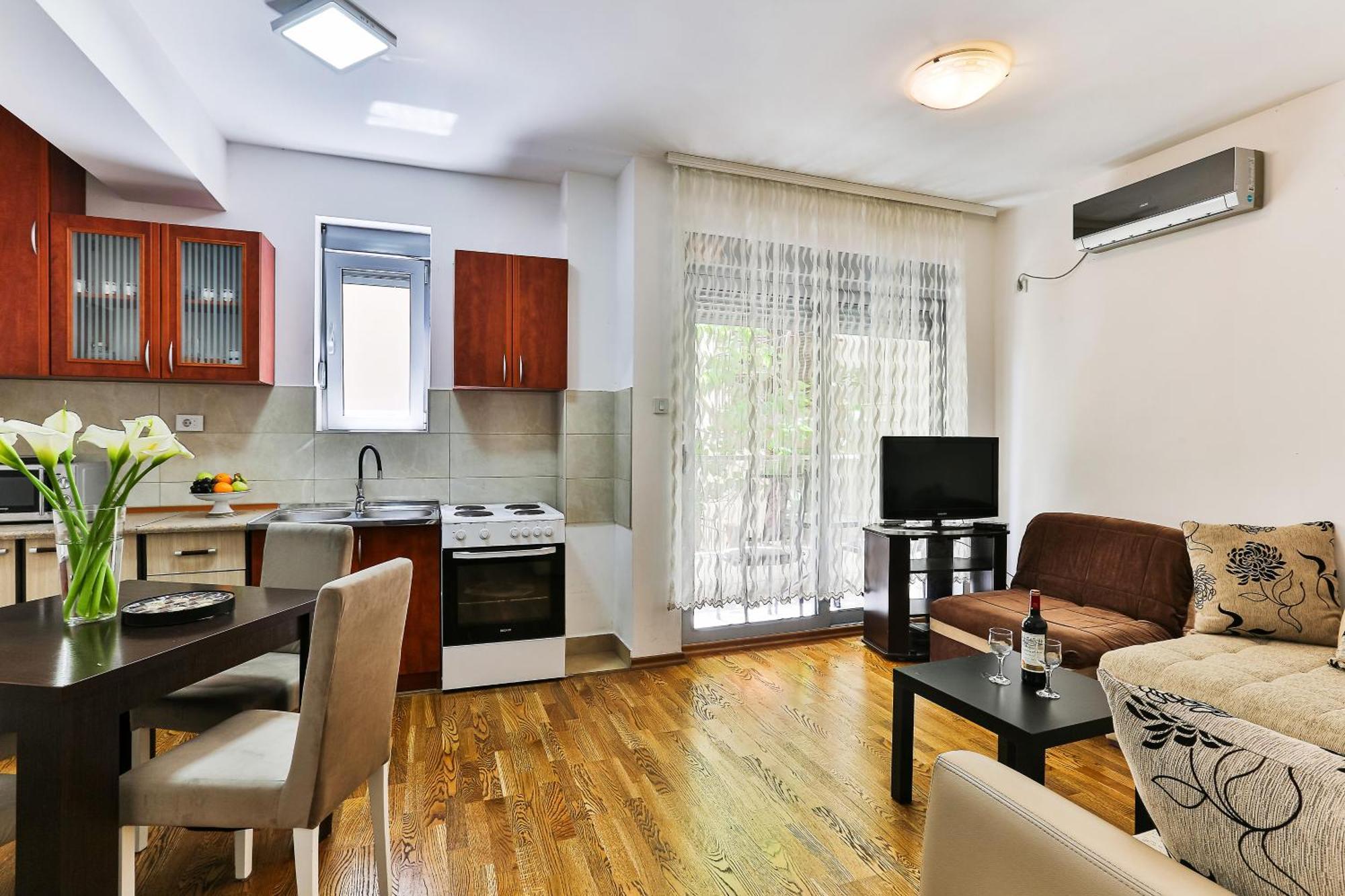 City Montesun Apartments 2 Budva Dış mekan fotoğraf